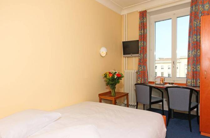 Hotel Bernina Geneva, Geneva
